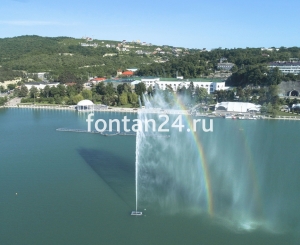 Плавающий фонтан "Женева", h=40 м Плавающий фонтан "Женева", h=40 м